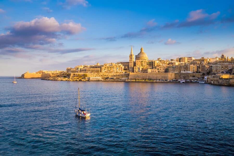 1-Day Hop-On Hop-Off Bus + Harbour Cruise (CMO) - Key points to know before you go