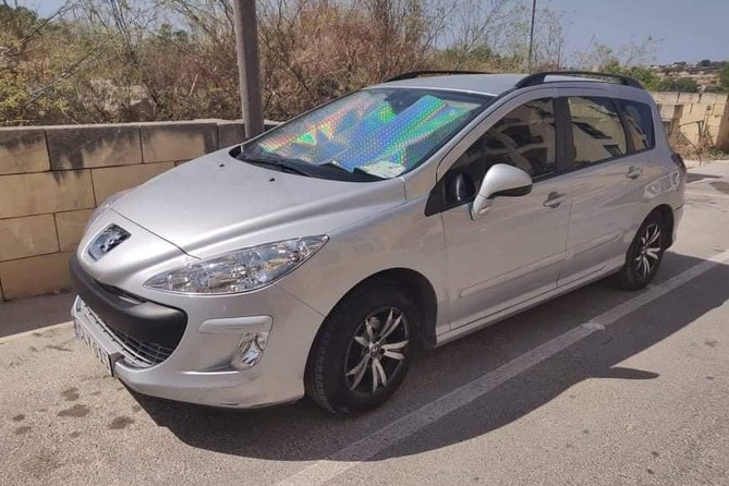 Airport Transfers (Private) - The ride itself: 20 to 40 minutes in a private car