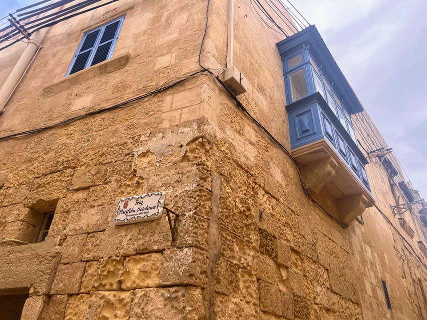 Birgu: 3 Cities Walking Tour With Inquisitors Palace Entry - Through the Couvre Porte and Into the Collacchio