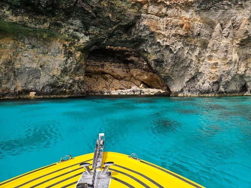 Blue Lagoon:Malta Crystal Lagoon, Comino,Private Speedboat - Why a private boat makes the Blue Lagoon easier