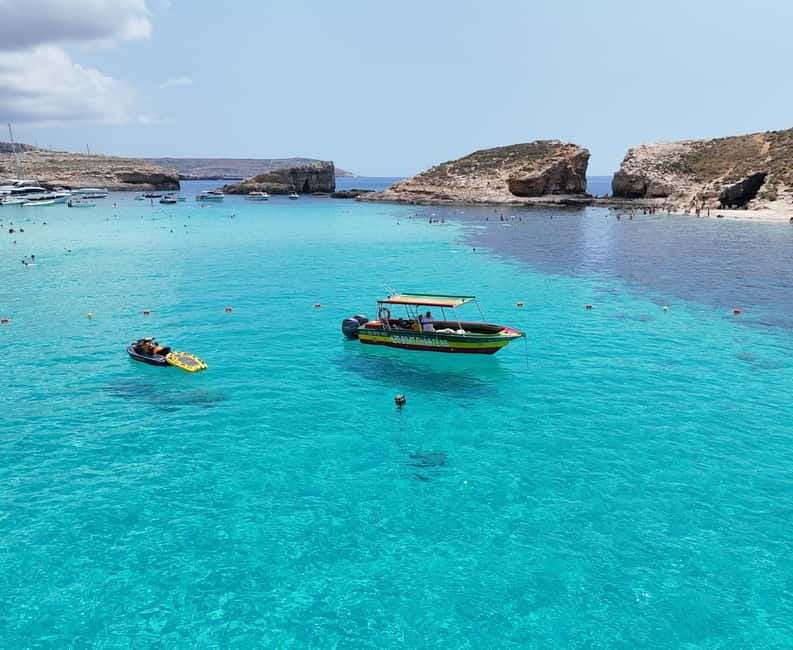 Blue Lagoon:Malta Crystal Lagoon, Comino,Private Speedboat - The short cruise toward Comino