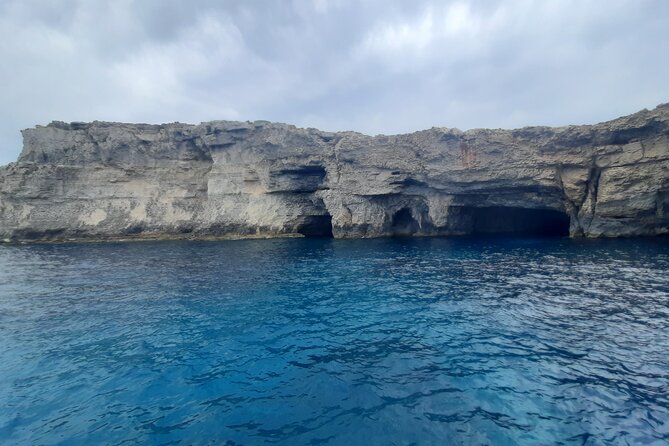 Boat Charters Blue lagoon, Crystal Lagoon, Comino, Malta 4hr trip - Blue Lagoon: famous water with a quieter way to enjoy it