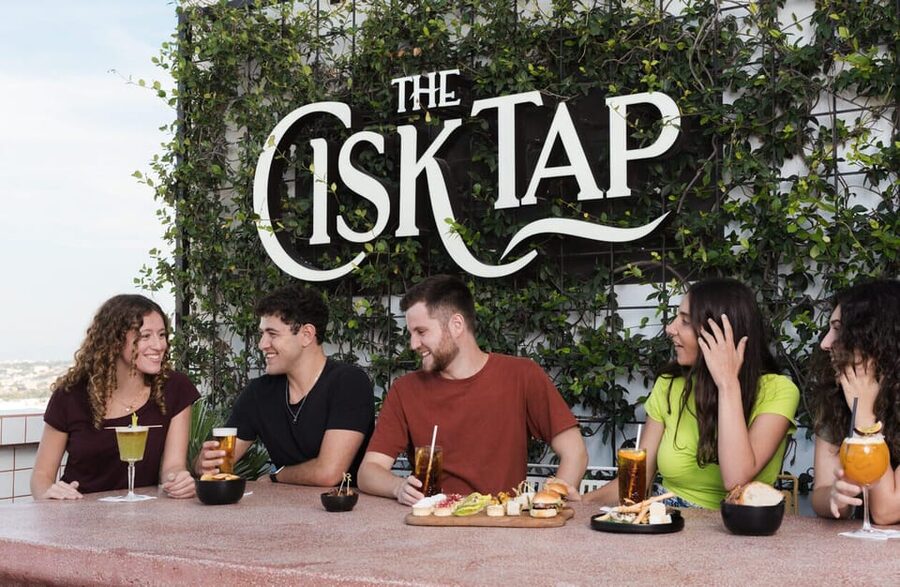Brewery Experience with Beer Tasting and Optional Transport - Why the 1950 Farsons Brewery is worth your time
