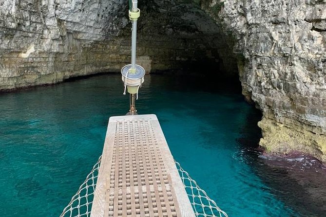 Comino, Blue Lagoon and Caves. Tour A - Returning through Comino’s caves