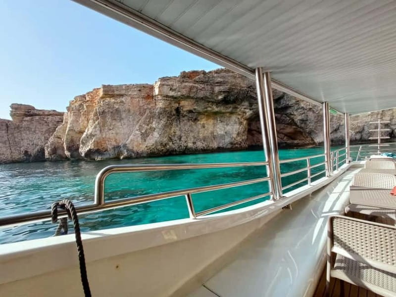 Comino Blue Lagoon & Crystal Lagoon - 3 Bay Cruise - The crew and the feel of the day