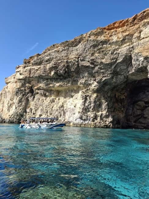 Comino & Gozo: Blue & Crystal Lagoons Cruise with Sea Caves - Sea caves, rock shapes, and the return ride