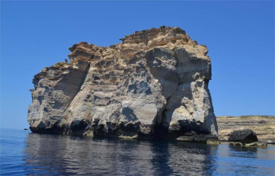 Comino Island , Blue lagoon, Crystal Lagoon & Gozo & Caves - Crystal Lagoon is made for snorkeling