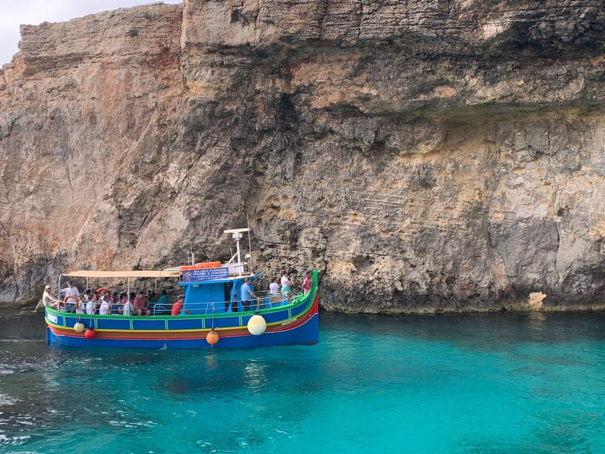 Comino: Private boat tour with Snorkeling activities & caves - Cominotto Beach and San Niklaw Bay