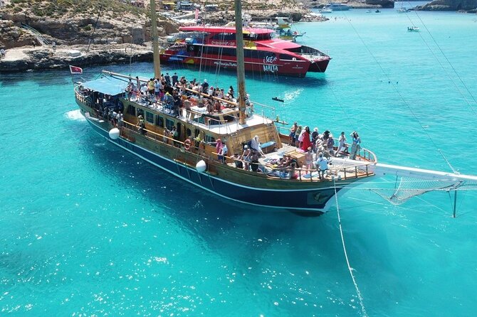 Fernandes Gozo & Comino - Gozo’s secluded bay, 1 hour 30 minutes in the water