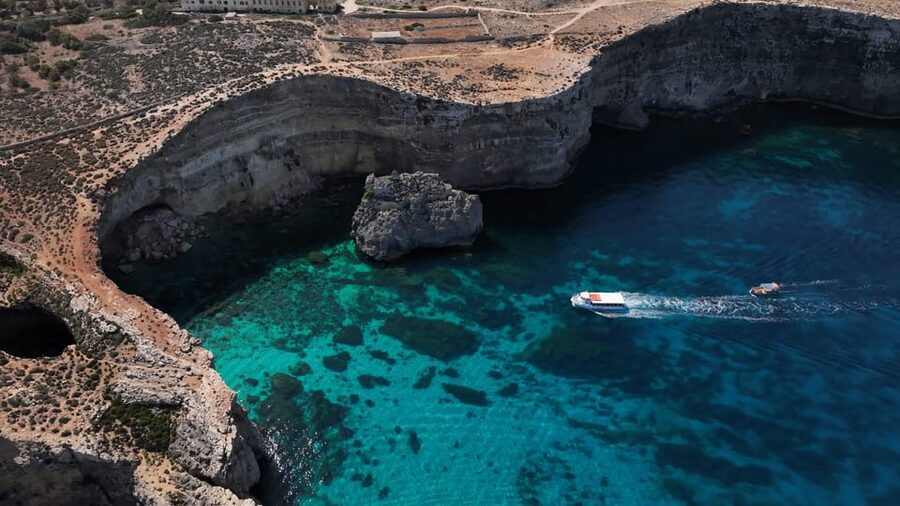 Ferry service to Blue Lagoon (opt. stop in Gozo)& Caves trip - Who will enjoy this Comino ferry most