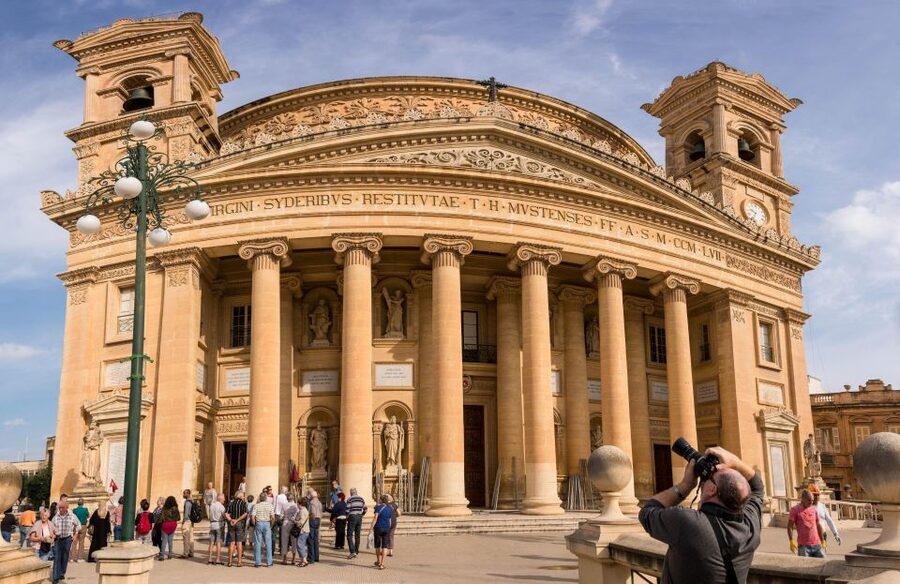 From Mosta: City Highlights Tour of Mosta with Buffet Lunch - Timing, access, and who will enjoy it most