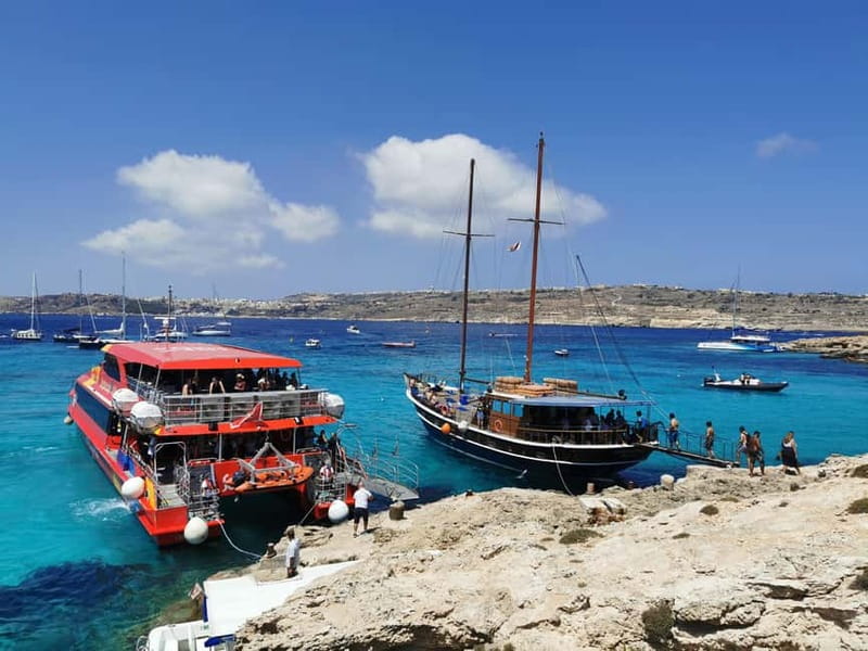 From Sliema/Bugibba: Best of Gozo & Comino Catamaran Tour VT - Exploring the Citadel in Victoria