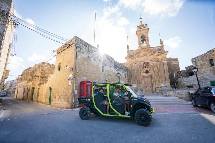 Gozo: All Inclusive 4x4 Chauffeured JEEP day safari - Riding from Ta’ Ċenċ Cliffs to Xlendi