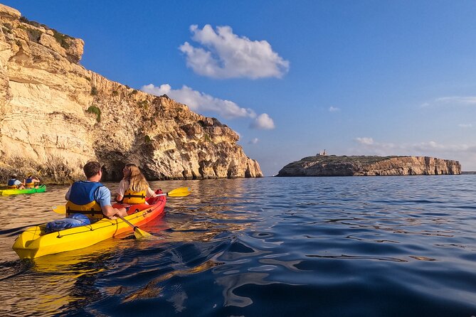 Guided Kayak Tour in St Paul's Island - Taking a 25-minute break on St Paul’s Island