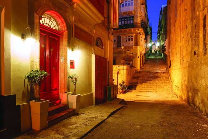 Guided Night Tour of Valletta Waterfront, Mdina and Rabat - Walking, weather, and group size