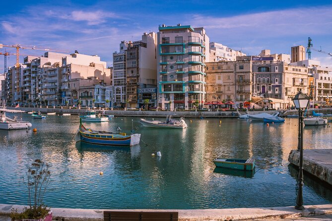 Malta Airport Transfers - Finding your driver in the arrivals hall