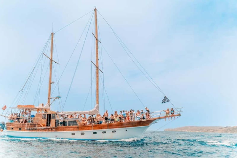Malta: Around Comino Boat Trip with Gozo Guided Jeep Tour - Lunch, wine, and the practical value of the package
