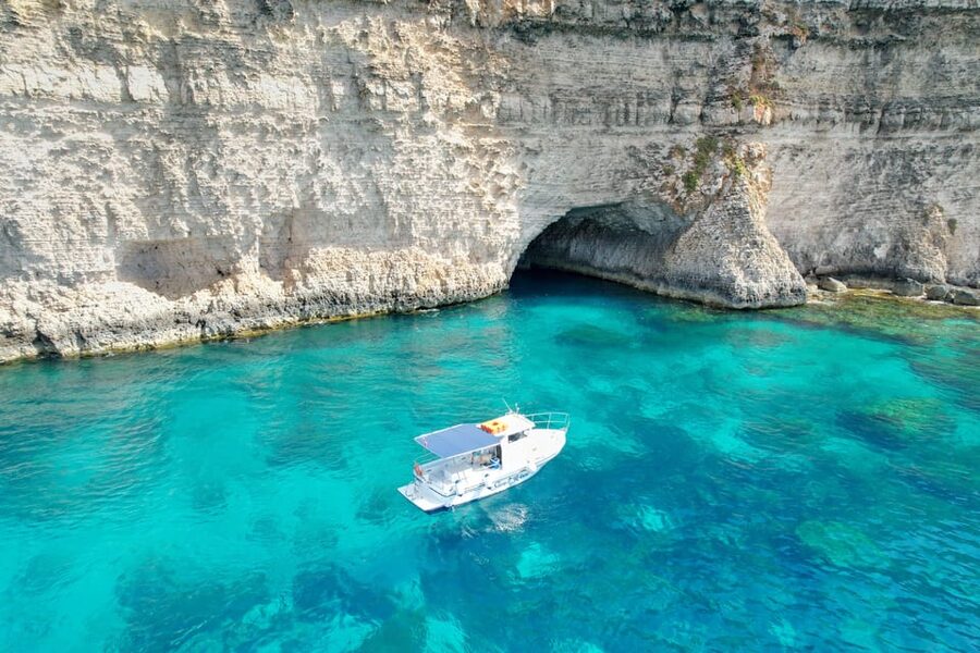 Malta: Blue Lagoon, Comino & Gozo – Private Boat Experience - Why a private boat makes sense around Comino