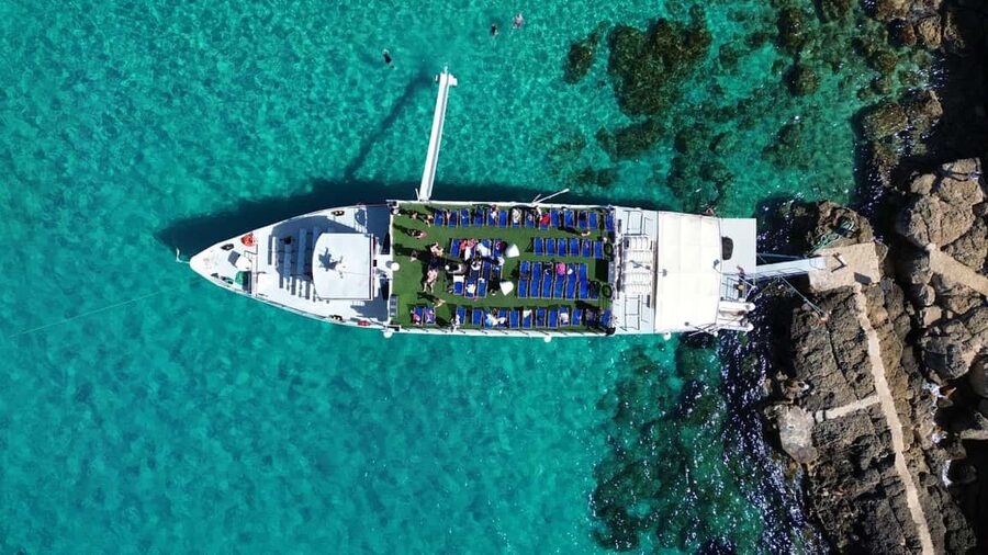 Malta: Comino, Blue Lagoon, Crystal Lagoon & Caves Cruise - Finding the boat at St. Paul’s Bay