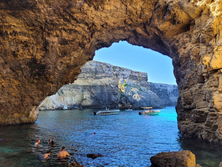 Malta: Comino, Blue lagoon, Crystal Lagoon Private Boat Tour - Key points to know before booking
