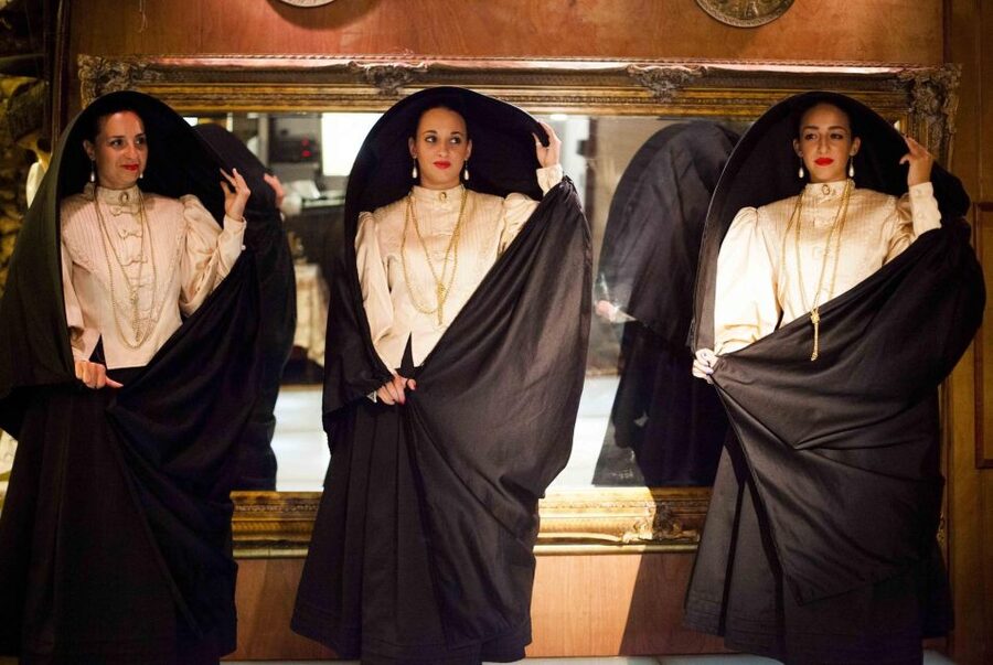 Malta: Folklore Dinner Show at a Traditional Restaurant - Hotel pickup, group transport, and timing