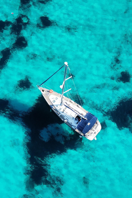 Malta Gozo Comino: Full Day Sailing Charter - Who will enjoy this charter most