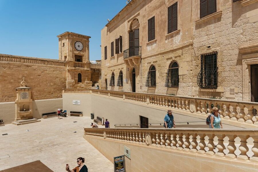 Malta: Gozo & Comino Islands, Blue Lagoon & Seacaves Tour - Crystal Lagoon and Comino’s caves