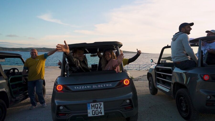 Malta: Gozo Private Chauffeured E-Jeep Tour with Ferry - Salt pans, coast views, and Sanap Cliffs