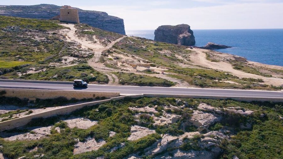 Malta: Gozo Private Chauffeured E-Jeep Tour with Ferry - Lunch with local recommendations
