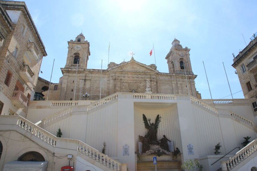 Malta Historical Tour: Valletta & The Three Cities - Who should book this tour?
