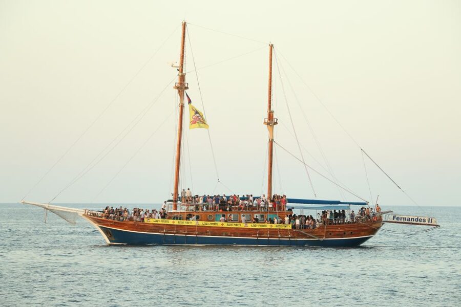 Malta: Lazy Pirate Boat Party with Drinks & Food - Sunset views from Fernandes 2