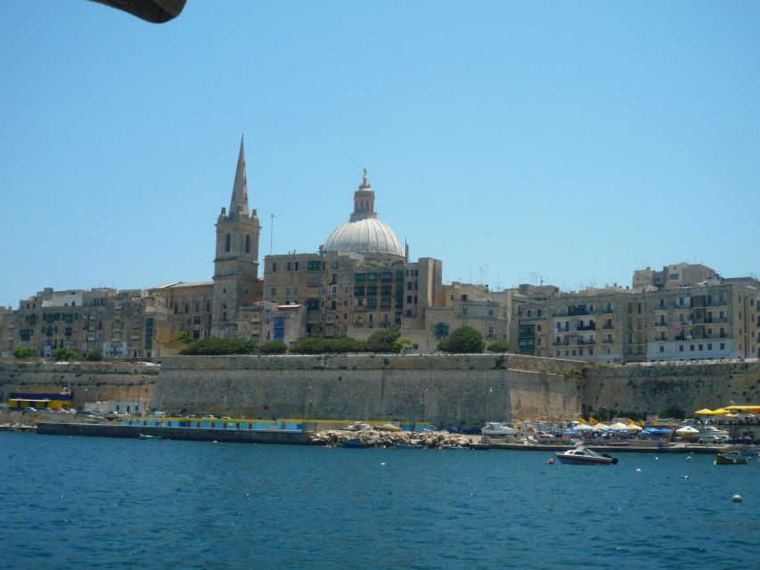 Malta: Panoramic Cruise around Malta's Harbours and Creeks - Fort Tigné and the return to Sliema