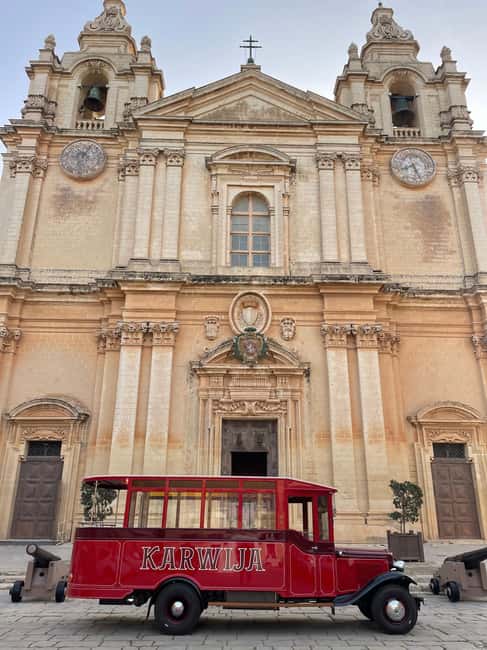 Malta: Private Chauffeur-Driven Vintage Bus - What to expect from the driver
