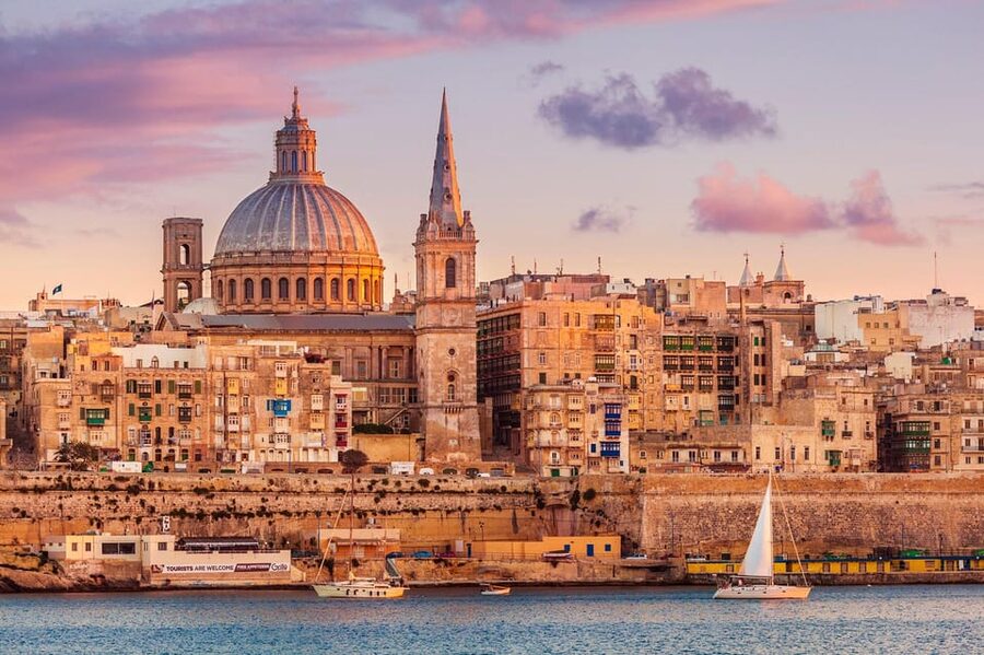 Malta:Private Chauffeur Service To Explore Malta Highlights - Why a private car makes sense in Malta