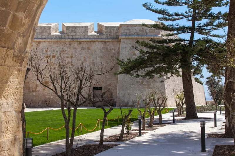 Malta: Private Full-Day Sightseeing Tour - The private format is the main advantage