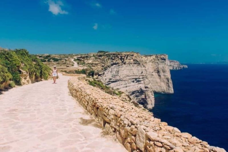Malta: Private Jeep Tour of Gozo with Lunch - What the drivers add to the day