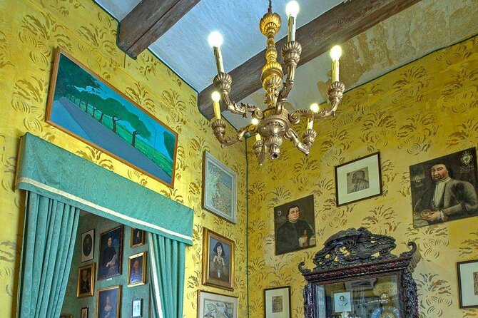 Malta Shore Excursion: Private Tour of Historic Palaces and Noble Homes - Palazzo Parisio and Its Miniature Versailles Style