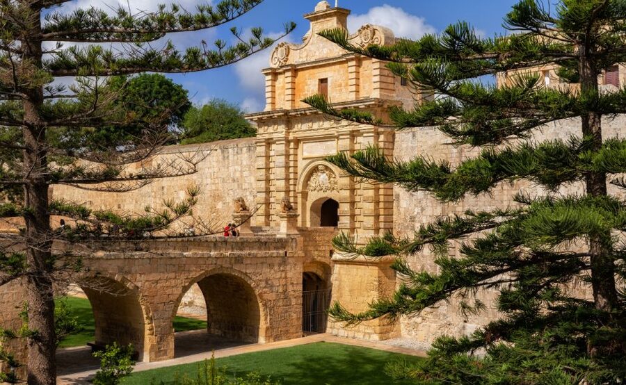 Malta: Valletta, Marsaslokk, Blue Grotto, Hagar Qim & Mdina - Mosta and Dingli make the route more ambitious