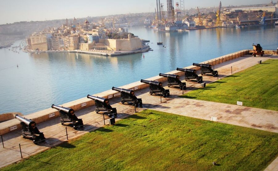 Malta: Valletta, Marsaslokk, Blue Grotto, Hagar Qim & Mdina - Rabat offers a small local pause