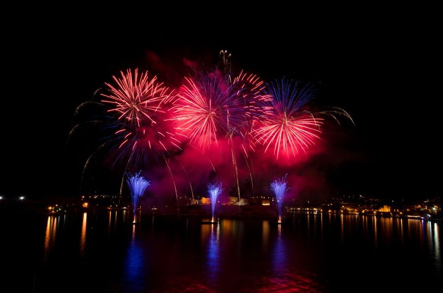 Malta: Valletta, Sliema, Bugibba Fireworks Festival Cruise - Entering Valletta’s enormous stone harbor