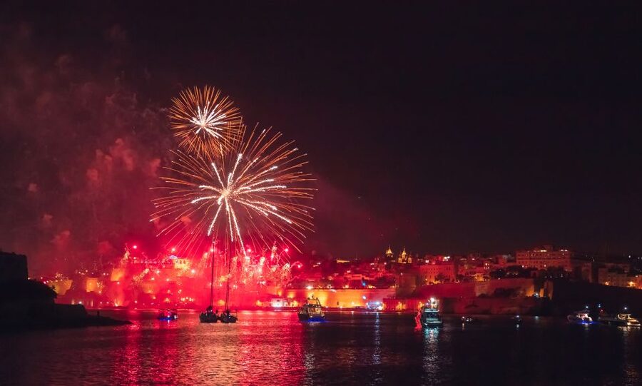 Malta: Valletta, Sliema, Bugibba Fireworks Festival Cruise - Practical comfort on a five-hour boat trip