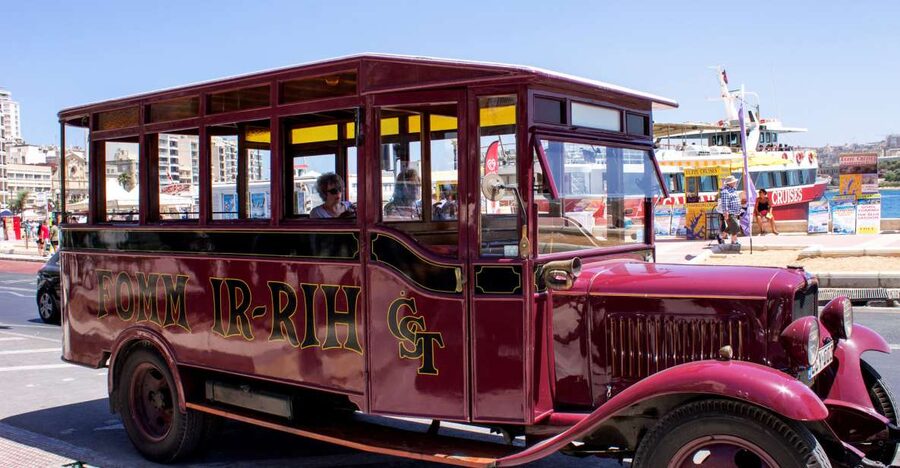 Malta: Vintage Bus Ride through the Three Cities - Cospicua, the first of the Three Cities