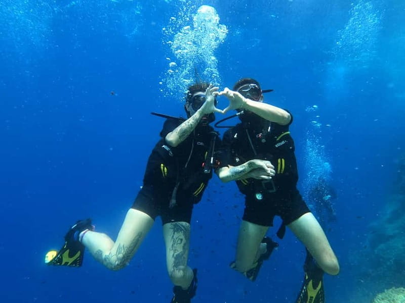 Malte : Baptême de plongée sous-marine en Français - Meeting at French Touch Diving at 13:45