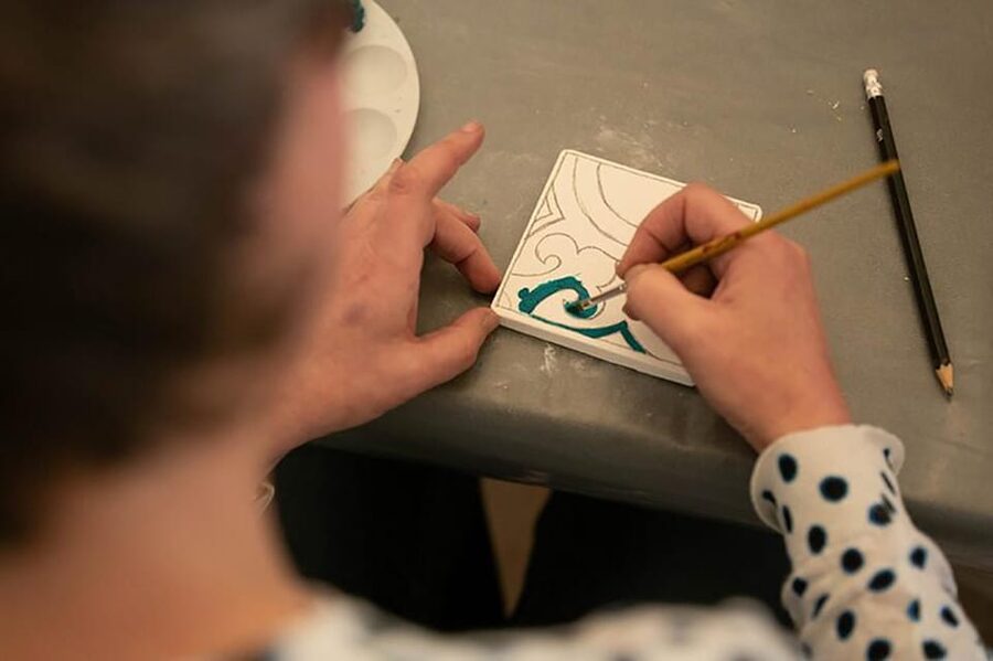 Maltese Tile - Souvenir painting workshop with local - Key points at a glance