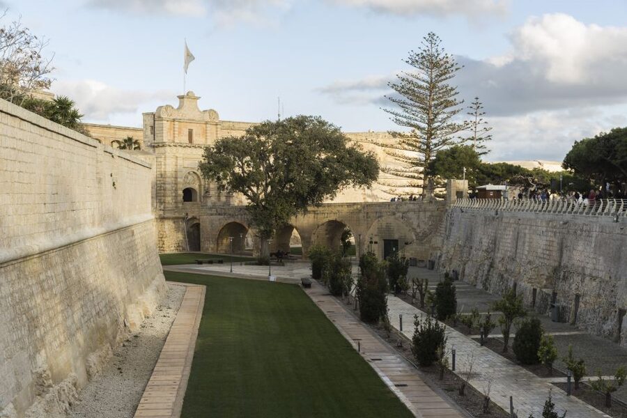 Mdina and Rabat: Guided City Walking Tour - Palaces, churches, and convents without an entrance ticket