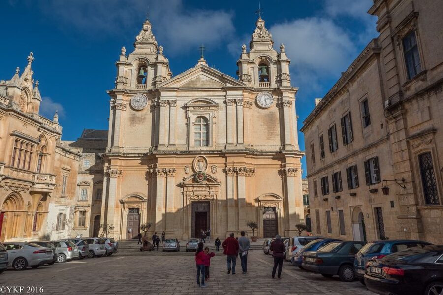Mdina and Rabat Private Walking Tour with local pastizzi - Entering through Mdina’s Main Gate