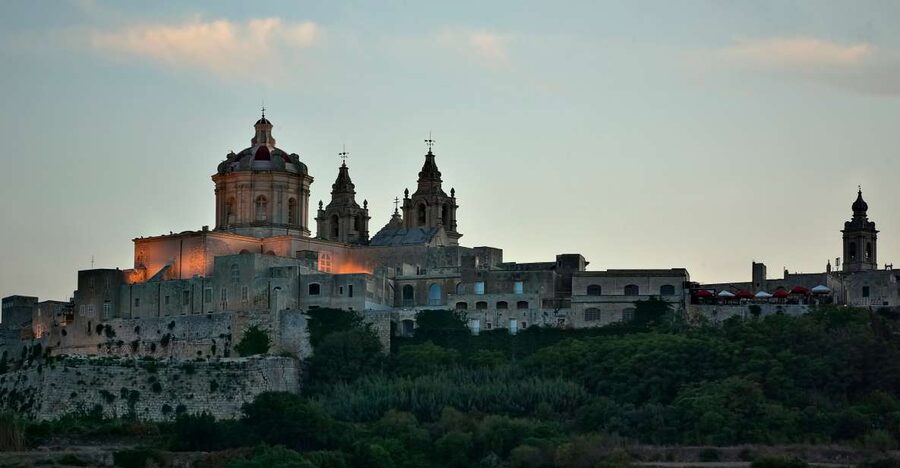 Mdina and Rabat Private Walking Tour with local pastizzi - Palaces, squares, and Mdina’s formal side