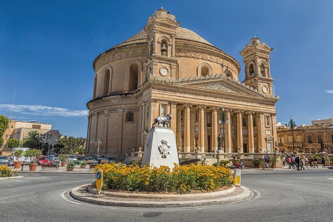 Mdina, Rabat, Dingli cliffs, San Anton gardens, Ta' Qali & Mosta guided tour - Lunch, wine, and the real value of the package