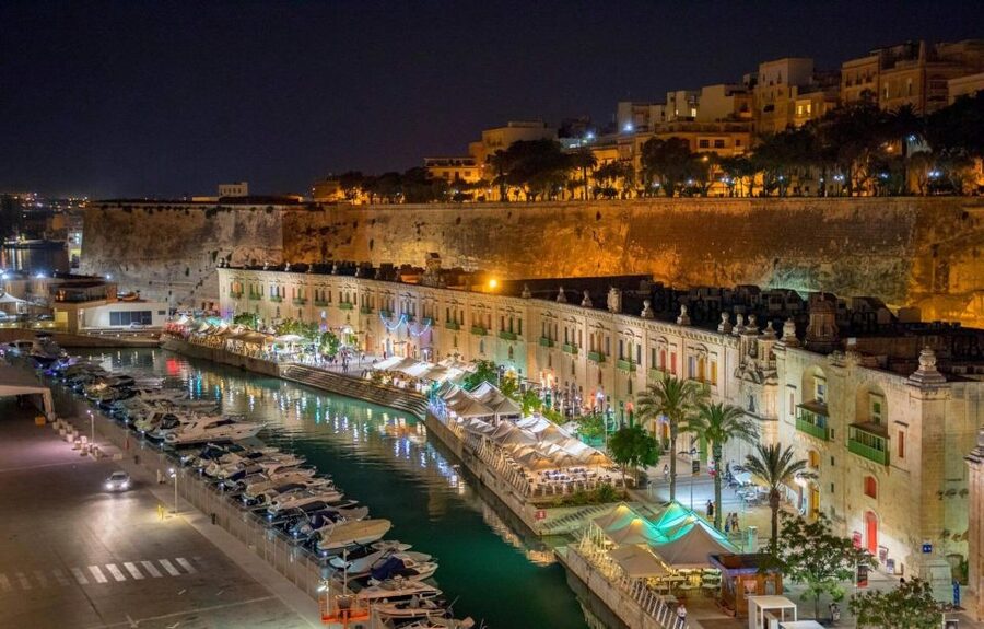 Mdina: Valletta Waterfront Area, Mdina, and Rabat Night Tour - How the three-hour schedule feels