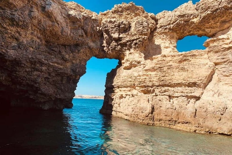 Mellieha: 1:00pm Speedboat round Comino Caves 2h Blue Lagoon - What to bring and what to leave behind